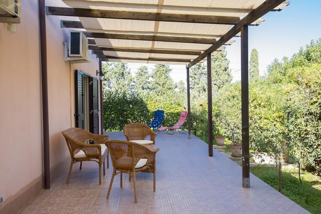 Villa Di Franco Чефалу Экстерьер фото